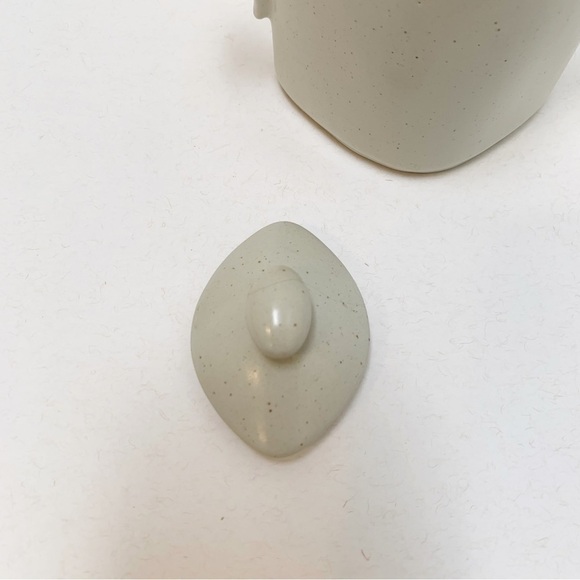 Vintage LINDT STYMEIST Japan Craftworks Linen 5.75” Creamer - Picture 4 of 11